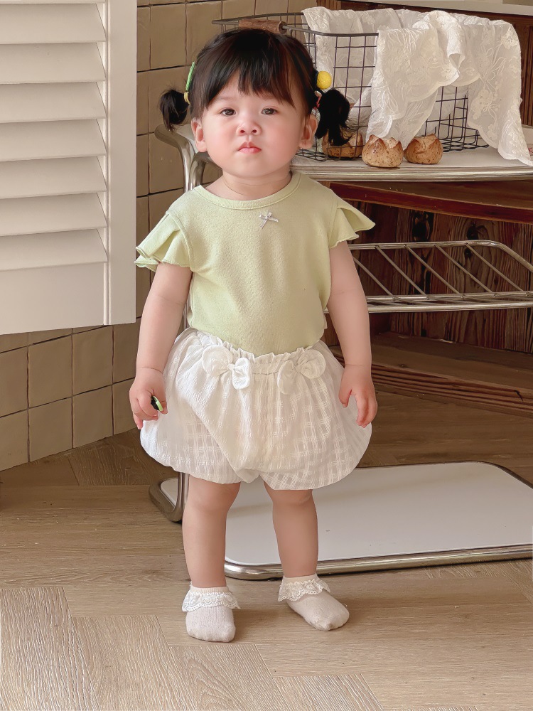 Traje de verano para niñas, traje de salida para bebé delgado, estilo de verano 2024, nuevo producto, camiseta sin mangas para bebé, pantalones cortos, traje de dos piezas