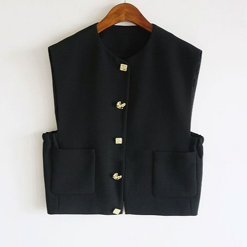 In Stock - Looks Good with a White Shirt! Black Pleated Stud Copper Buckle One-Button Round Neck Short Vest Vest for Women