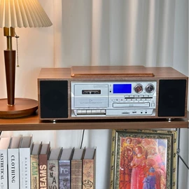 CD机;收音、录音机;黑胶唱片机