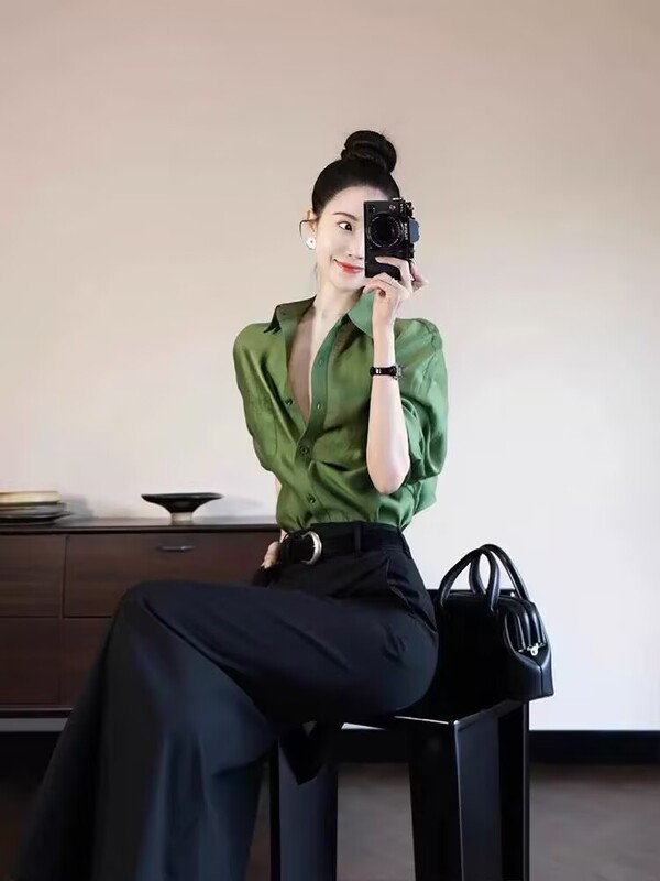 秋装气质一整套高级感轻奢减龄洋气绿色长袖衬衫半身裙职业套装女|undefined