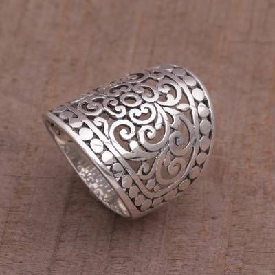Cross-Border New Retro Hollow-Out Ring, Bohemian Style Simple Creative Wide-Faced Carved Pattern Ring