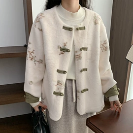 女式毛呢外套;毛衣;女式衬衫