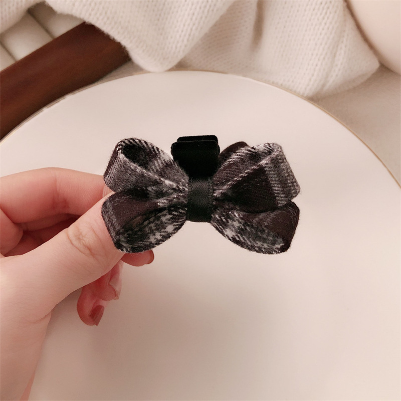 Tela coreana estricta clip de arco princesa pequeña cabeza lateral frisa clip de pelo 2024 nuevo clip de tiburón