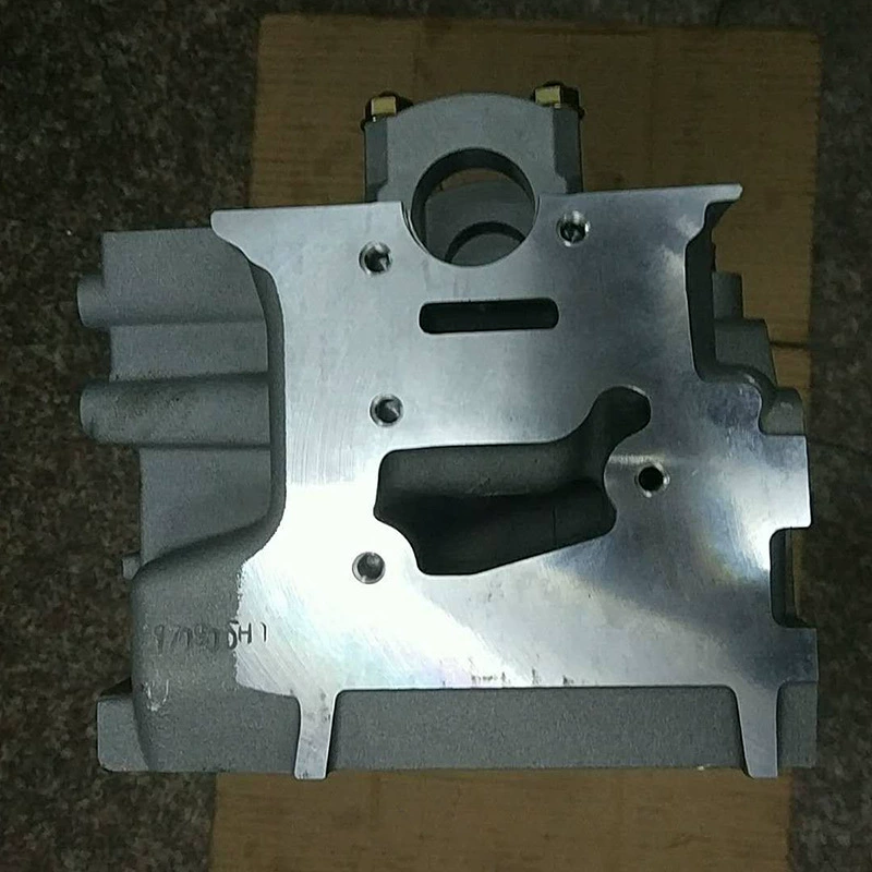 Головка блока цилиндров Iveco 2.8908544 77014733537700600552F7701475914 цилиндр