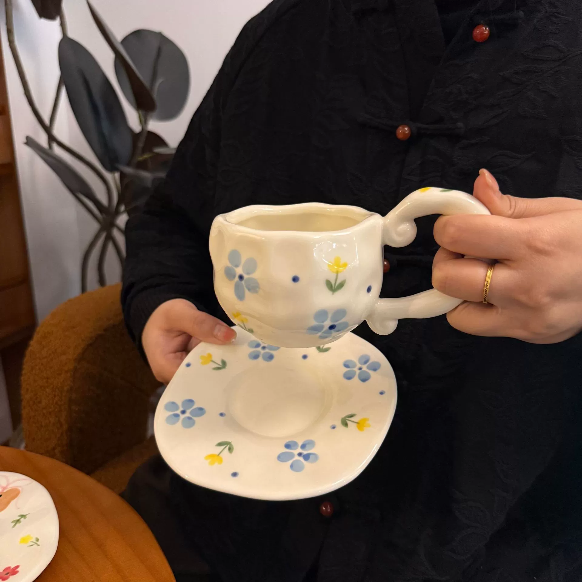 hand-painted ceramic coffee cup, francе retro из стиля, 300 мл, неравномерный милый дизайн