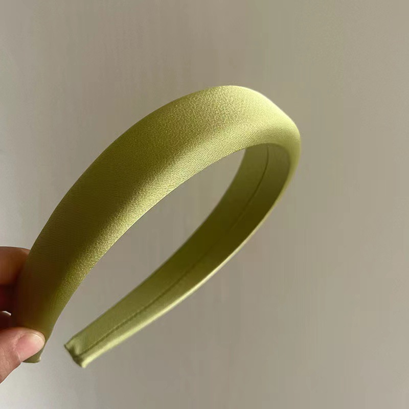 Simple Style Solid Color Satin Handmade Hair Band display picture 5