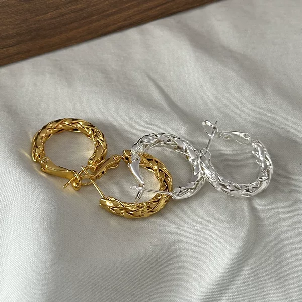 Retro Flower-Wrapped French Twist Earrings, Cool Style, Exquisite Women's Earrings, Elegant Design, Accessible Luxury Style Earrings