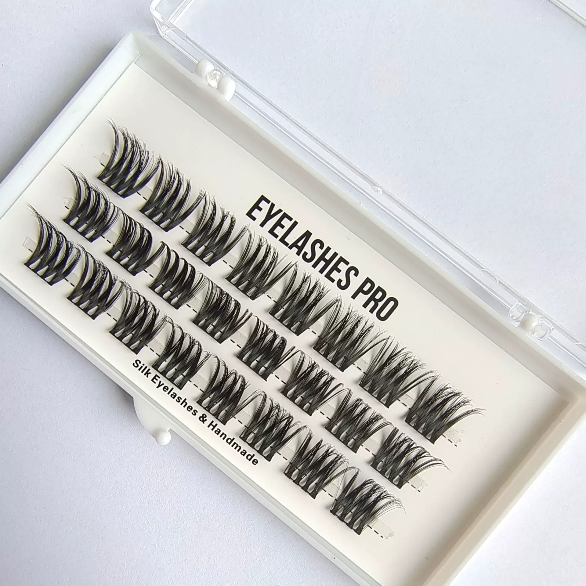 Пучки искусственных ресниц M001 segmented false eyelashes