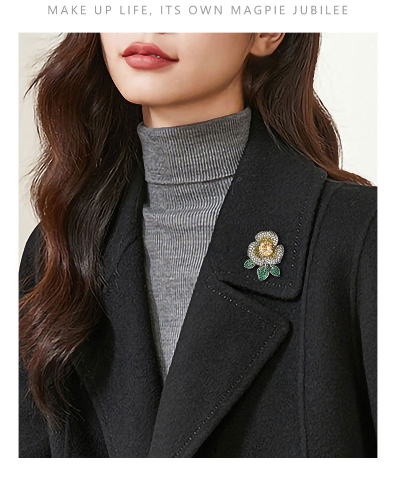 时尚轻奢风优雅花朵胸针小众高级感花卉别针新款西装外