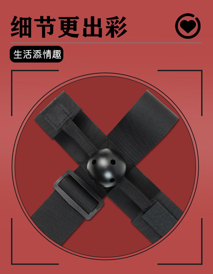 SM Bondage Set with Handcuffs, Collar and Bed Straps in Black — detail image 13