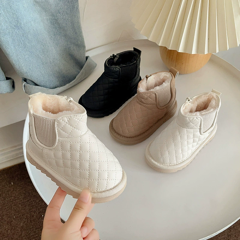 Новые зимние утепленные сапоги для девочек на флисовой подкладке, хлопковые ботинки для малышей, мягкие хлопковые сапоги для младенцев, в наличии, защищающие от холода.
