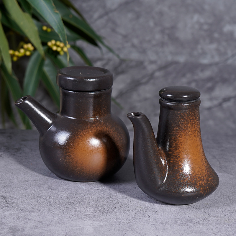 Stylish Ceramic Seasoning Pot