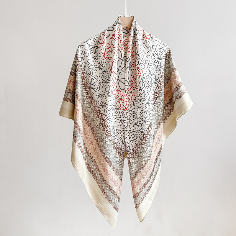 Venta caliente coreana, simple, nicho, diseño creativo, impresión, bufanda cuadrada de sarga, sensación de alto nivel, chal fresco a juego para mujer