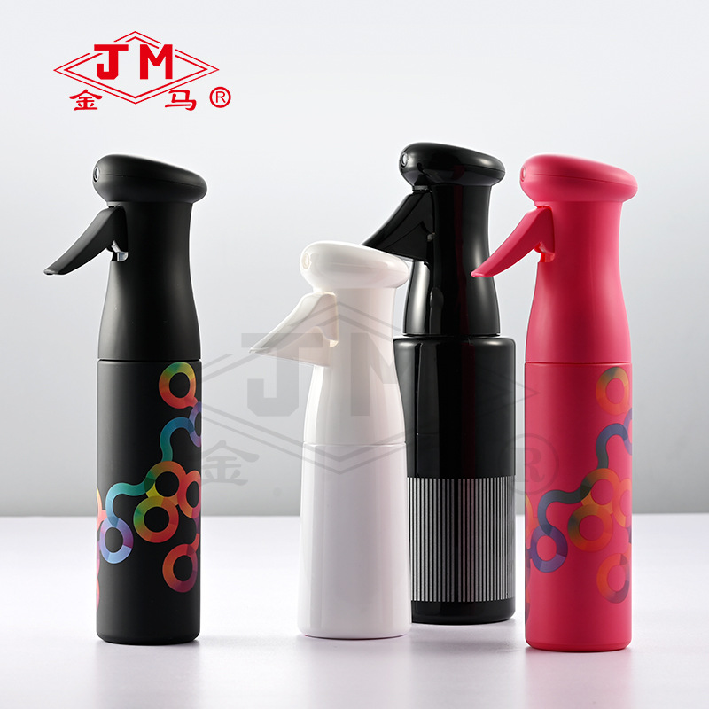 Moisturizing sprayer