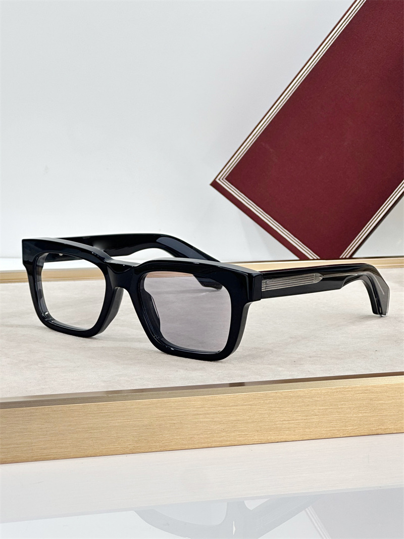 Photochromic C4 without box