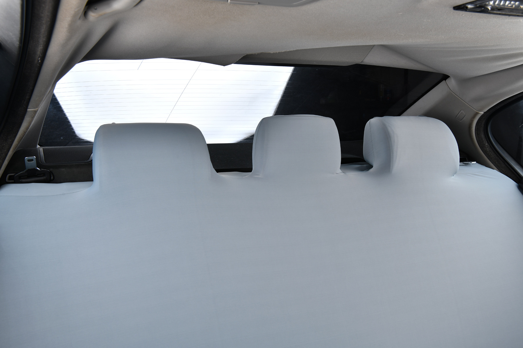 Cooling Ice Silk Universal Elastic Car Rear Three-Seat Seat Cover Fabric Dust-Proof Seat Cushion Cover Backrest and Headrest Integrated