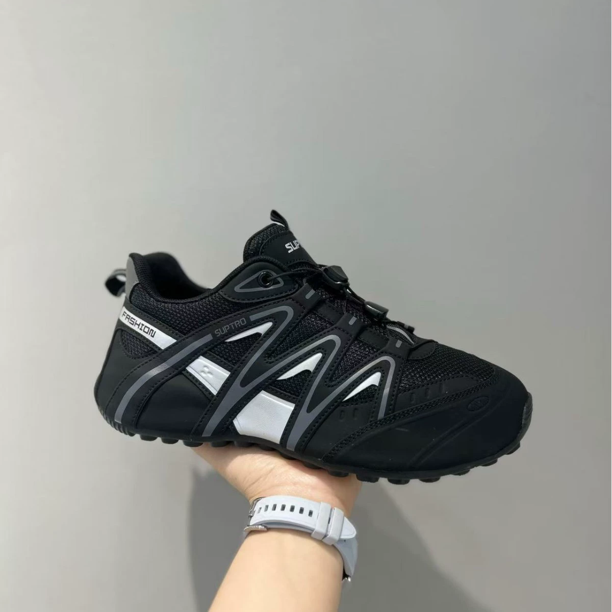 Новые мужские туфли, модные универсальные кроссовки, повседневные мужские кроссовки для походов, легкие стильные кроссовки с доставкой.