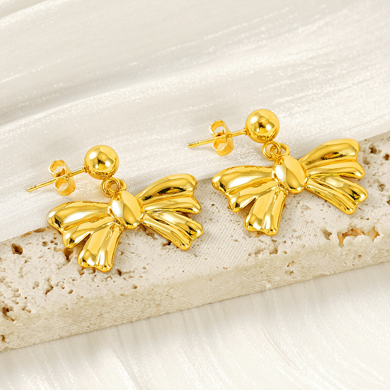 2024 nuevos pendientes de lazo para mujer, lujo ligero, nicho, pendientes de temperamento simple de alto nivel, personalidad de moda, pendientes de todo fósforo