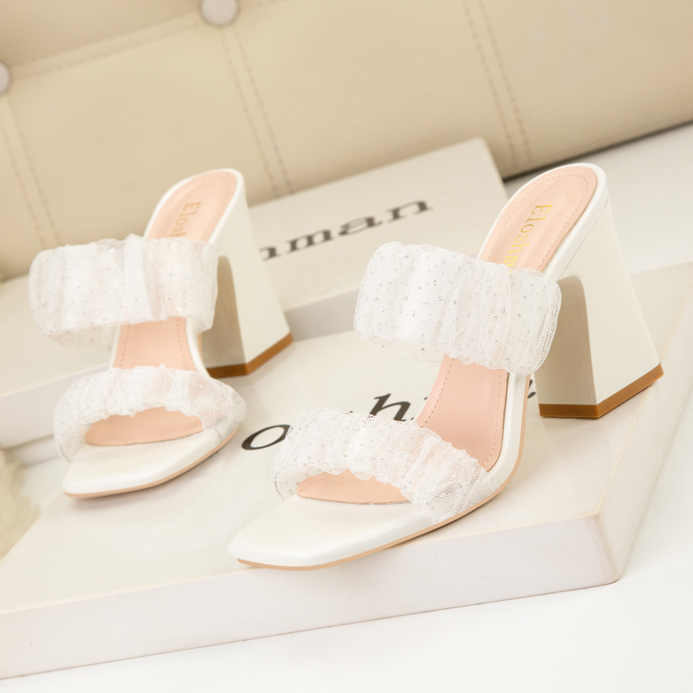 318-13 Fashion Style Sexy square head open toe thick heel high-heeled shoes with transparent dots and women's cool slippers