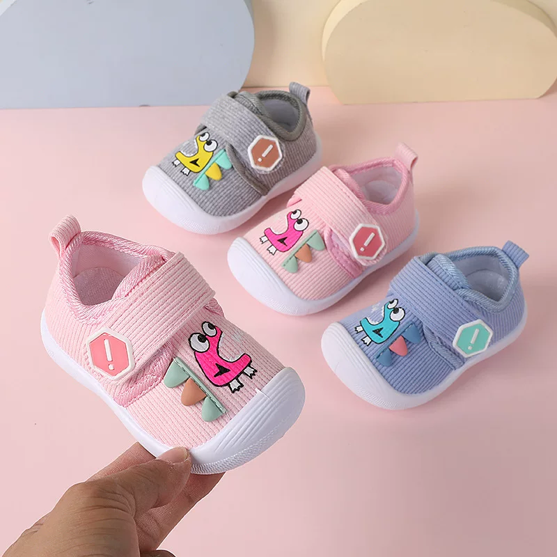 Footwear for men and women girl's for early age, children's cloth cartoon shoes, soft sole, 0-1-2 years
