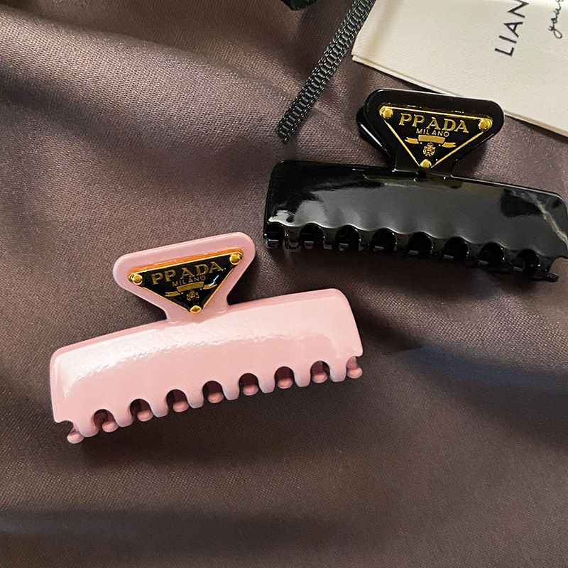 New rectangular P-brand hair clip, alloy colorful shark clip for the back of the head, inverted triangle letter clip, hair claw