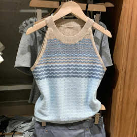 女装波浪条纹挂脖背心2026春夏新款百搭法式渐变色别致针织小上衣