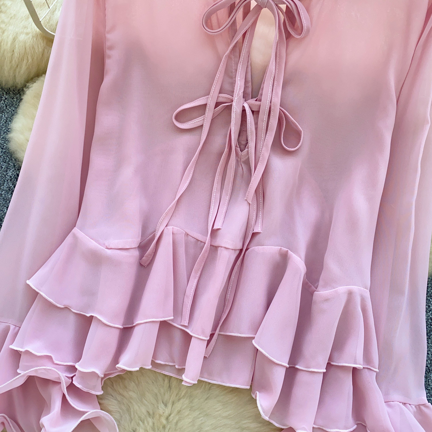 Women's Elegant Ruffled Blouse With Bell Sleeves And Tie Waist_voghion.com