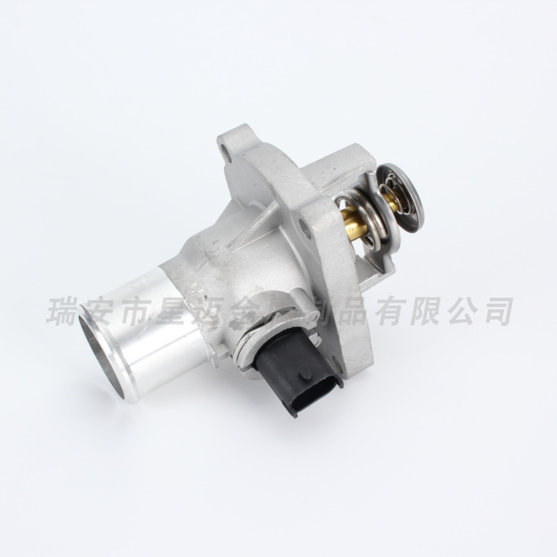 Thermostat 96984104 suitable for Chevrolet Cruze car accessories 55597008 assembly with sensor
