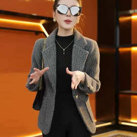 早春新款小香风外套女装洋气百搭开衫春秋季气质减龄西装时尚上衣