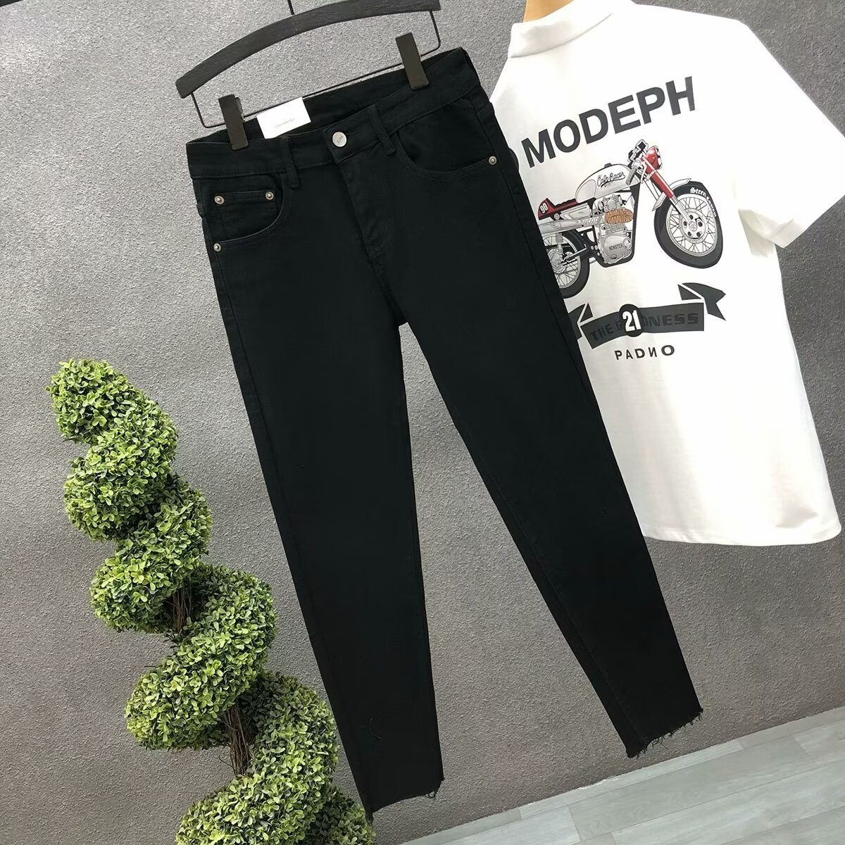 Jeans de lana simple para hombres verano nuevo estilo de moda moda para hombres elástico coreano casual delgado pies pequeños nueve pantalones