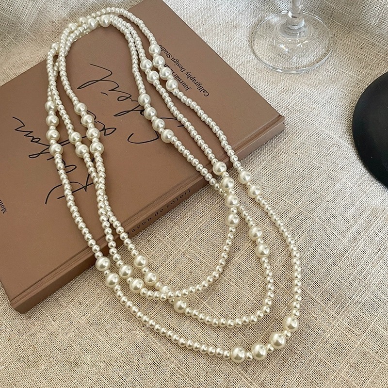 Minimalist Layered Necklace For Women With Delicate Chains_voghion.com