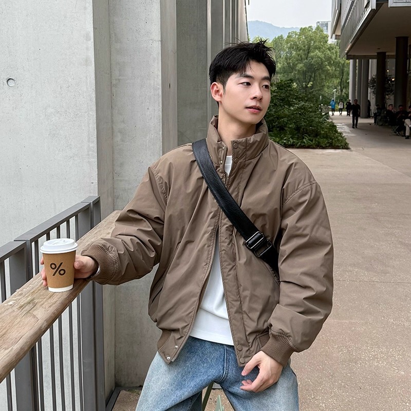 Solid Color Simple Stand-Up Collar Cotton Jacket Winter Men's 2025 New Lightweight Coat Thickened for Warmth Solid Color Simple Stand-Up Collar Cotton Jacket Winter Men's 2025 New Lightweight Coat Thickened for Warmth