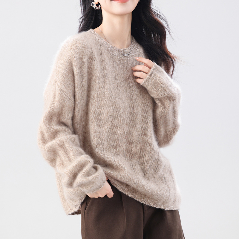 2025 Autumn/Winter New Brushed Knitted Wool Sweater for Women, Round Neck Loose Sweater, Women's Fashion Long Sleeve Top