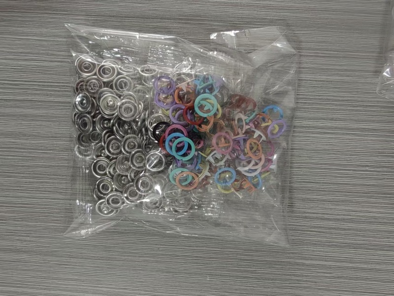 手押し式縫いなしステルス五爪ボタン金属カラー五爪ボタン取付工具赤ちゃん子供服ボタンシャツボタン|undefined