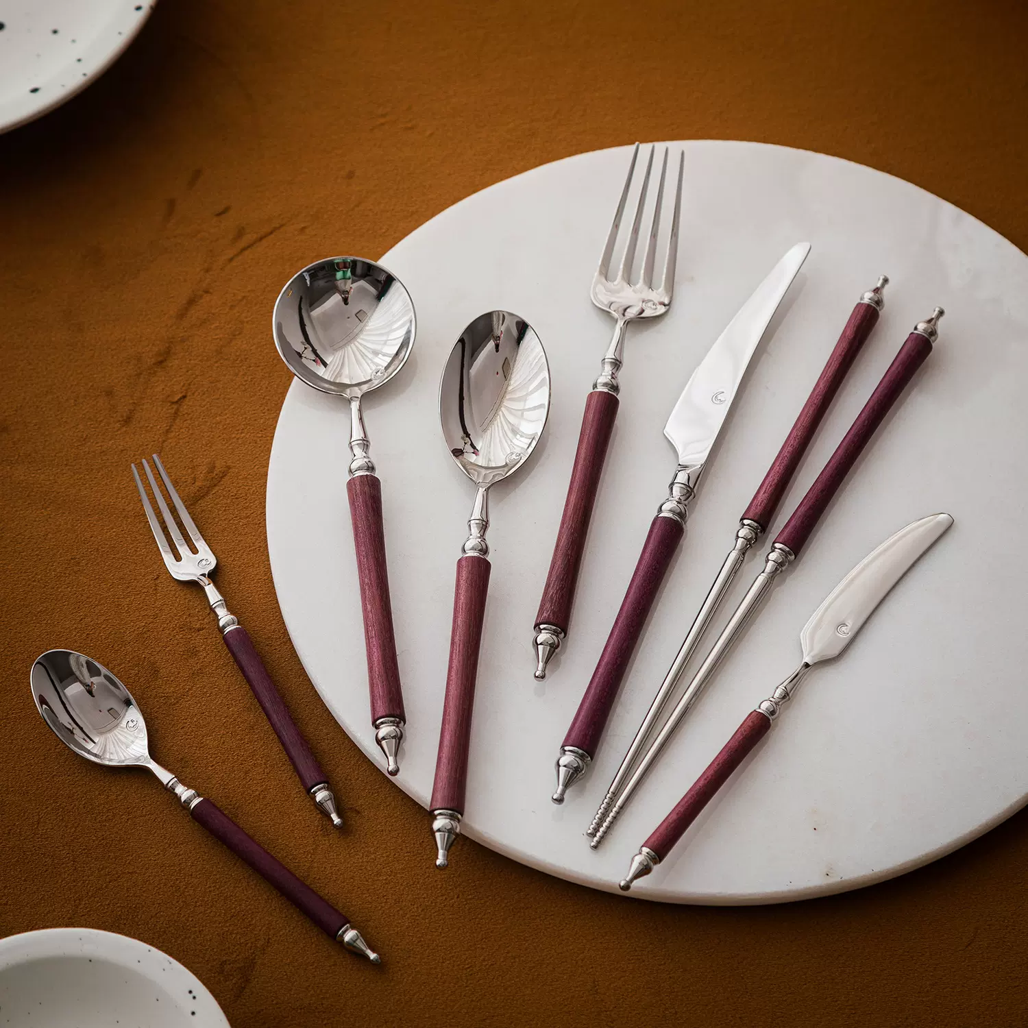 轻奢复古圣堡餐具M5紫罗兰木柄牛排西餐刀叉汤勺子304不锈钢套装
