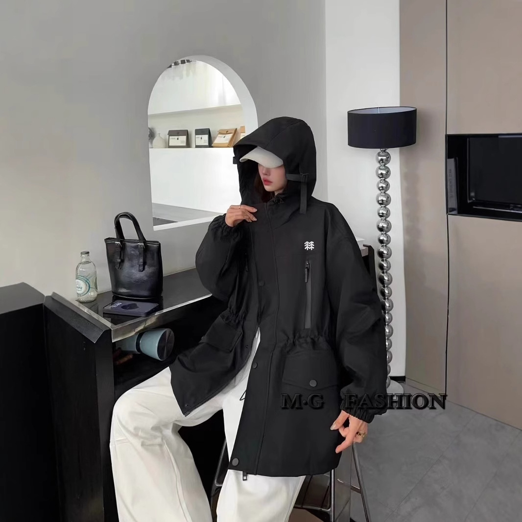 Winter down jacket with zipper
