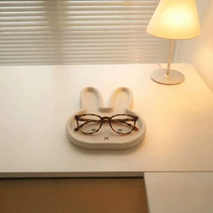 Подставка для украшений и очков Miffy минимализм