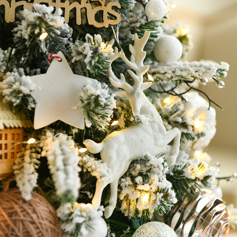 Hong Kong Heng Comercio exterior Corea del Sur nuevo pequeño árbol de Navidad traje de hojas mixtas decoraciones de Navidad nieve árbol de simulación