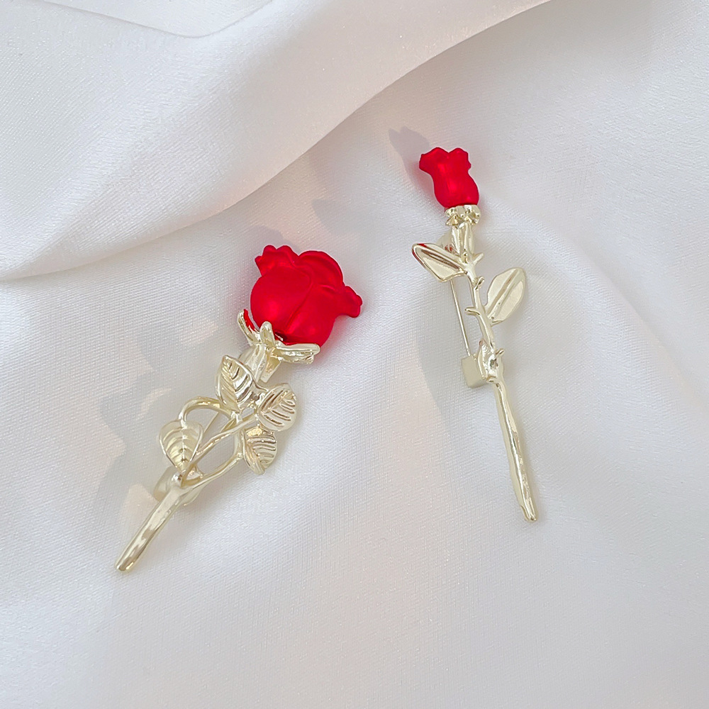 Fashionable high-end brooch