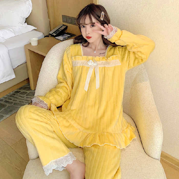 Sweet Girl Pink pijamas otoño e invierno cálido simple ropa para el hogar nuevo traje de terciopelo coral de terciopelo azul forrado de lana gruesa