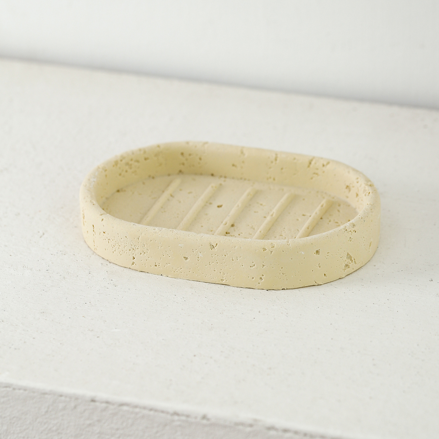 Túnel de viento silencioso almacena siete conjuntos de tazas de enjuague bucal, soporte de cepillo de dientes, botella de emulsión, botella de fragancia, bandeja de jabón, mesa de lavado