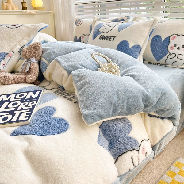 Love Bear [thickened and warm, skin-friendly and soft]