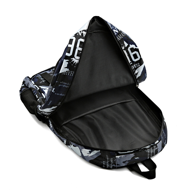 Mochila de moda informal para estudiantes nuevos y geniales transfronterizos Viajes al aire libre Viajes Oxford Camuflaje Mochila para computadora Tendencia