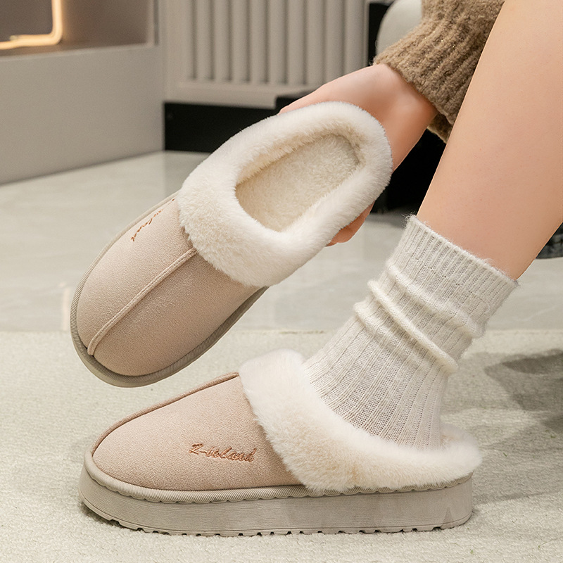 Zapatillas de algodón rojo para mujeres otoño y invierno en el hogar dormitorio calentamiento zapatos de lana suave cómodos zapatos de terciopelo al por mayor