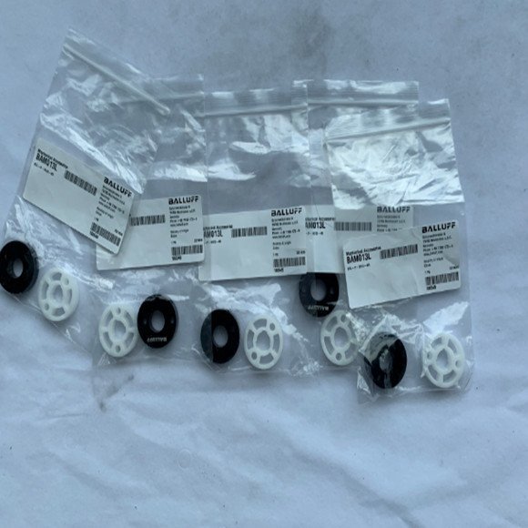 BALLUFF 巴鲁夫 BTL7-S515-M0300-P-S32 传感器 全新 原装