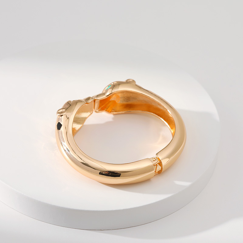 Exaggerated Animal Alloy Plating Rhinestones Womenu0027S Bangle
