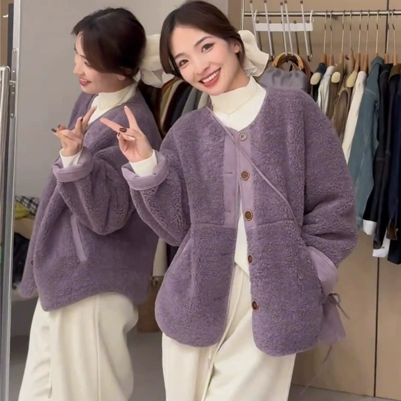 Европейский новый фиолетовый шерсть ягненка меховая куртка женский 2024 зимний дизайн свободный тонкий и теплый топ