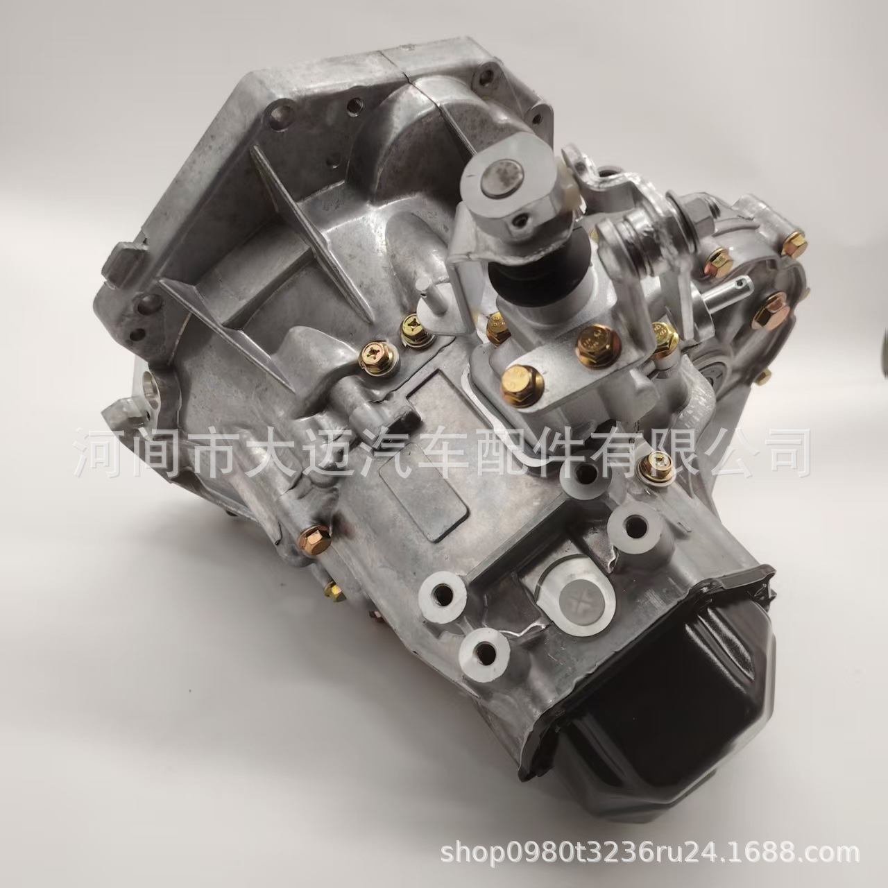 Chery Qr512Mhb Gearbox Is Compatible with Karry Elegant/Youpai Qq3/A1/0.8L/1.0L Manual Transmission