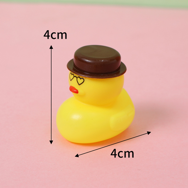 Bonito sombrero modelo de pato juguetes juguetes de agua bañera flotante jardín de infantes pequeños juguetes regalos al por mayor