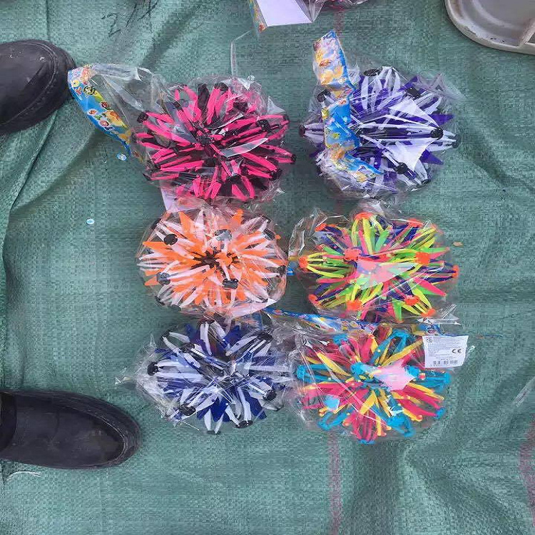 Bola de floración grande bola telescópica bola mágica de mano bola más grande y más pequeña bola dispersa Bola de flores bola creativa juguete para niños